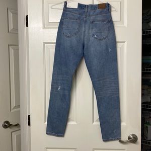 American Eagle Mom Jeans NEW W TAGS